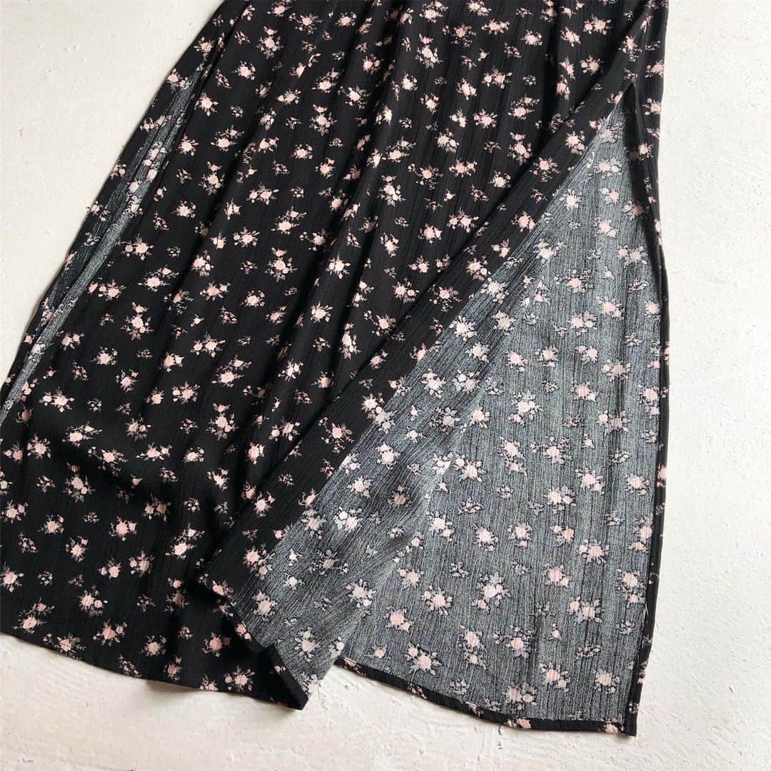 DROP...vintage select shopさんのインスタグラム写真 - (DROP...vintage select shopInstagram)「【New stuff】 1990s flower print camisole maxi one-piece side slit size S PRICE ¥9000-(+TAX) DMへお問い合わせ宜しくお願い致します」7月3日 13時33分 - tokyo_drop