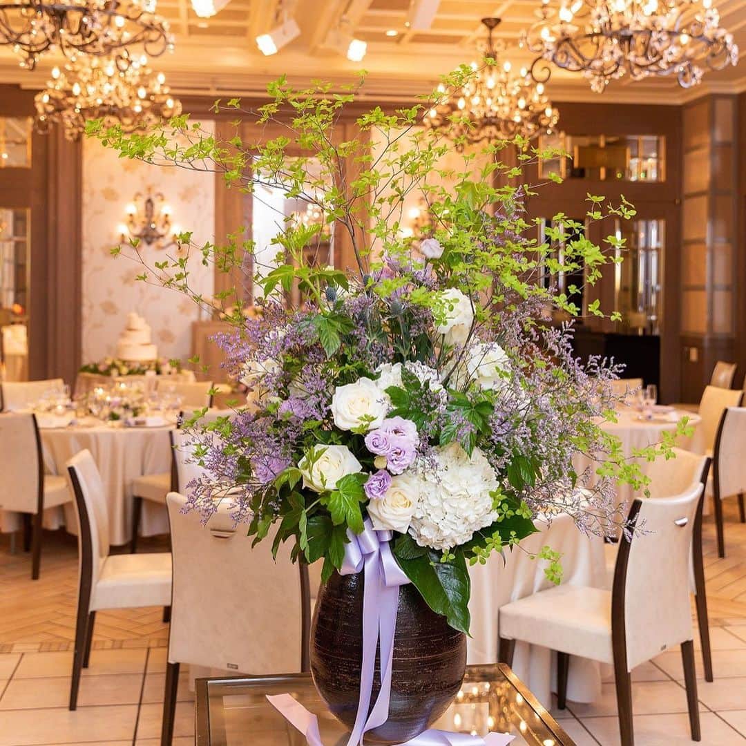 ホテルモントレ銀座 ブライダルサロンのインスタグラム：「#Hotelmonterey #モントレグループ #ホテルモントレ銀座 #ホテルモントレラスール銀座 #モントレウェディング #ウェディング #パルテール #空間コーディネート #結婚式 #結婚式準備 #花嫁準備 #モントレ花嫁 #モントレ花婿 #Instawedding  #プレ花嫁 #クラシカル」