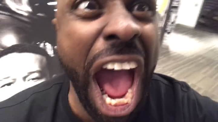 ファンクマスター・フレックスのインスタグラム：「Ugly man returns! See u tonight! #SpinGod」