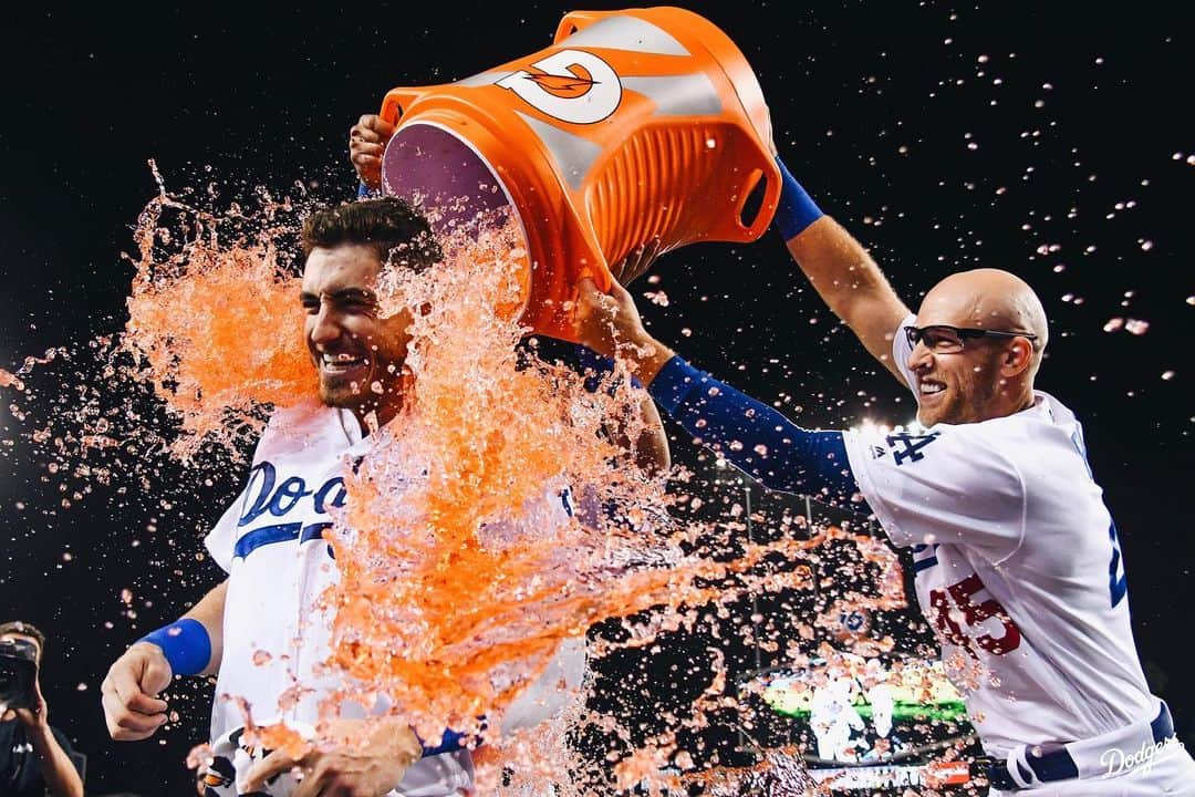 Los Angeles Dodgersさんのインスタグラム写真 - (Los Angeles DodgersInstagram)「#WALKOFFS NEVER GET OLD.」7月3日 15時03分 - dodgers