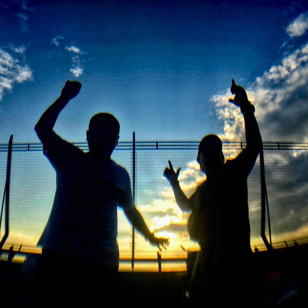 マントル一平さんのインスタグラム写真 - (マントル一平Instagram)「まず、中部国際空港の景色のよさに感動  #中部国際空港 #名古屋  #sunset  #旅 #backpack」7月3日 15時32分 - mippei_
