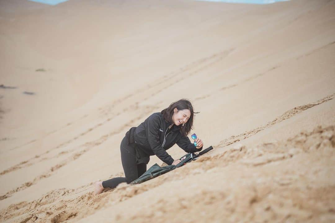 チョン・ウンジさんのインスタグラム写真 - (チョン・ウンジInstagram)「국어사전 . 고행 (苦行) . 몸으로 견디기 어려운 일들을 통하여 수행을 쌓는 일. #시드니선샤인」7月3日 15時48分 - artist_eunji