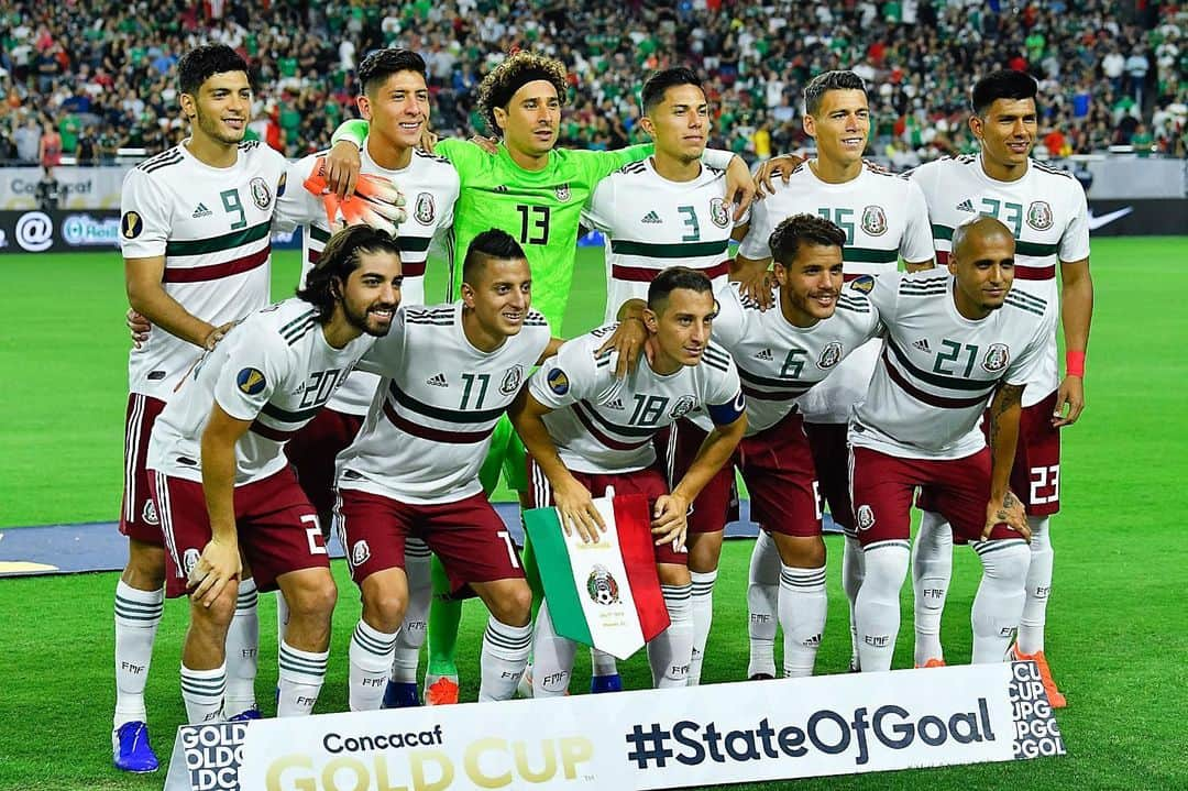 ギジェルモ・オチョアさんのインスタグラム写真 - (ギジェルモ・オチョアInstagram)「...Final!!! 🏆⚽️ #GoldCup #ChicagoAhiTeVamoooooos」7月3日 15時56分 - yosoy8a