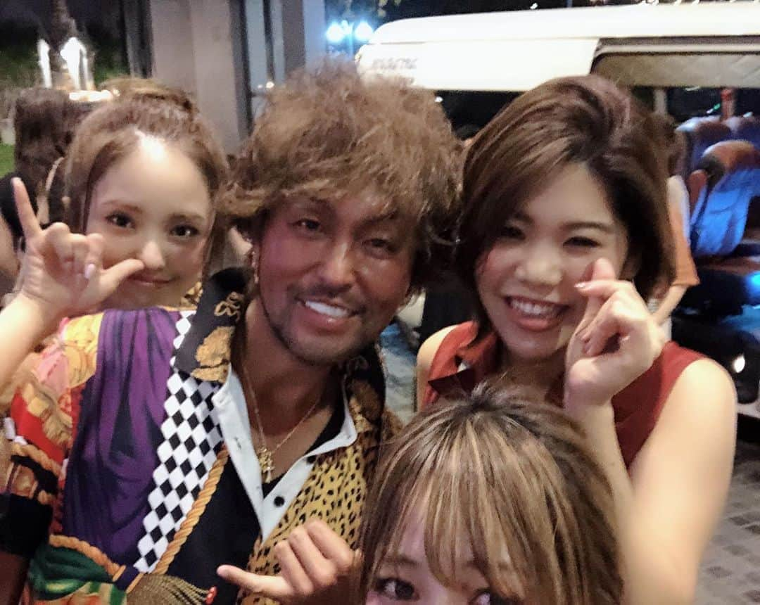 山口夏実さんのインスタグラム写真 - (山口夏実Instagram)「🇹🇭 SIROCCO❤️ ルーフトップバーに宮村さんが連れて行ってくれました😋💋 アフロートの女子みんなで💖◯百万したらしい😭 ごちそうさまでした🥰💖 今夜はアフロート全スタッフでお食事会です😋✊🏻楽しみー💋 ＊ ＊ #タイ  #タイ旅行 #thailand #bangkok🇹🇭 #バンコク #社員旅行 #旅行 #女子会 #シロッコ #sirocco #ルーフトップバー」7月3日 17時03分 - natsumi19910625