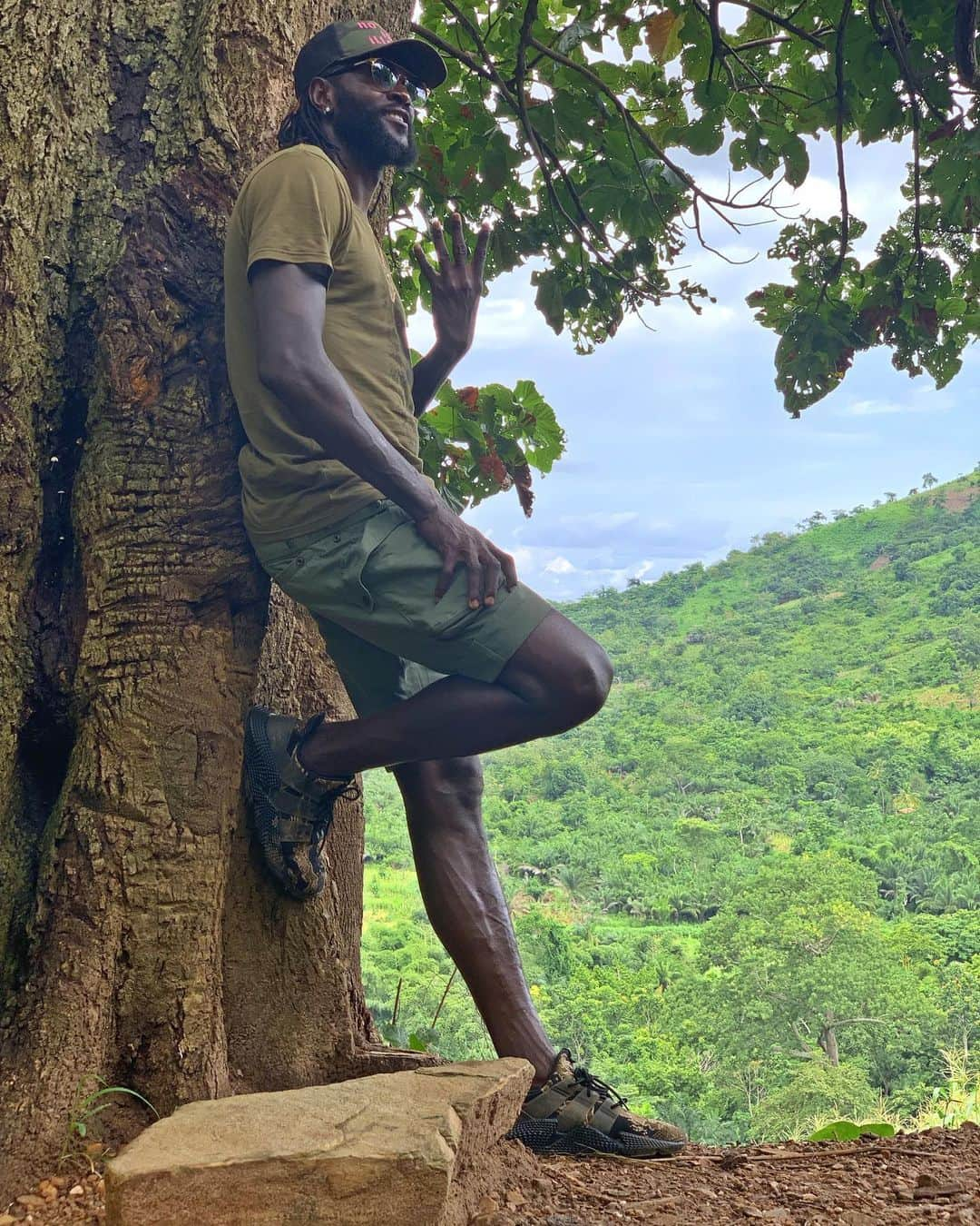 エマニュエル・アデバヨールさんのインスタグラム写真 - (エマニュエル・アデバヨールInstagram)「SEA, look deep into nature, and then you will understand everything better. Now you get why I spend so much time outside 👀🌴⛰🌳🌲🌍😍🙏🏾❤️🇹🇬 #GodFirst #KeepMoving #WinningMood #LoveMyLife #Lifestyle #LoveMyJob #LiveLife #FunTime #MarechalSEA #teamSEA #NoTimeToCheckTime #BabyWeeeeh #SummerToRemember #LifesGood💯」7月3日 17時19分 - e_adebayor