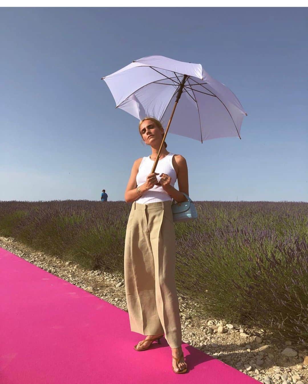 マッツノーガードさんのインスタグラム写真 - (マッツノーガードInstagram)「@blancamiro is wearing our #madeindenmark tank top - we just restocked the top in our store at Strøget!」7月3日 17時48分 - madsnorgaard