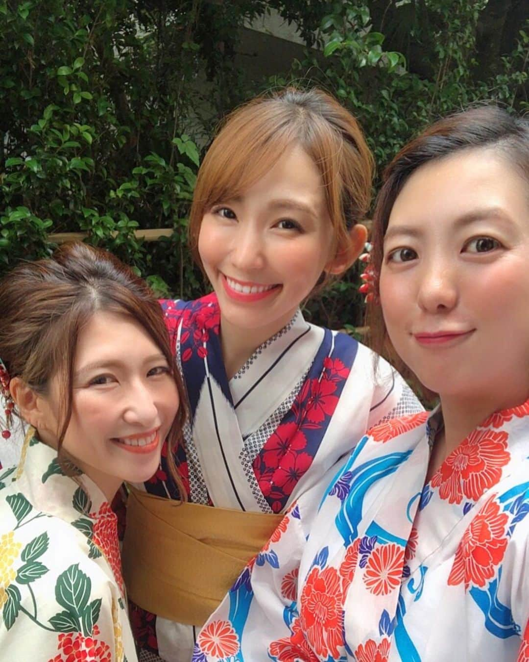 shizuka.watanabeさんのインスタグラム写真 - (shizuka.watanabeInstagram)「♡♡♡ ・ ・ 今年初の浴衣〜💛 ・ ・ ・ 浴衣は @ohkini_kimono だよ！ ・ 大きめの矢絣にこの色味が大人っぽくて一目惚れでした！！ ・ お値段もとてもお手頃でしたよー🙌💗 ・ ・ 今年は小学校の役員で盆踊り担当なので この浴衣を着て行きたいな〜！ ・ ・ ・ さて、チアのレッスンが終わったので これからお友達と毎週恒例の我が家で晩御飯🍽💗 ・ 本日はカレーです💛 ・ ・ ・ ・ #kimono #yukata #浴衣 #夏 #Summer #japanesegirl #japan #japanese #夏休み #instafashion #大人コーデ #きれいめコーデ #大人浴衣 #浴衣女子 #着物女子 #浴衣好き #リンクコーデ #兵児帯 #令和の夏 #きれいめコーデ #花火大会」7月3日 17時53分 - shizuka.watanabe