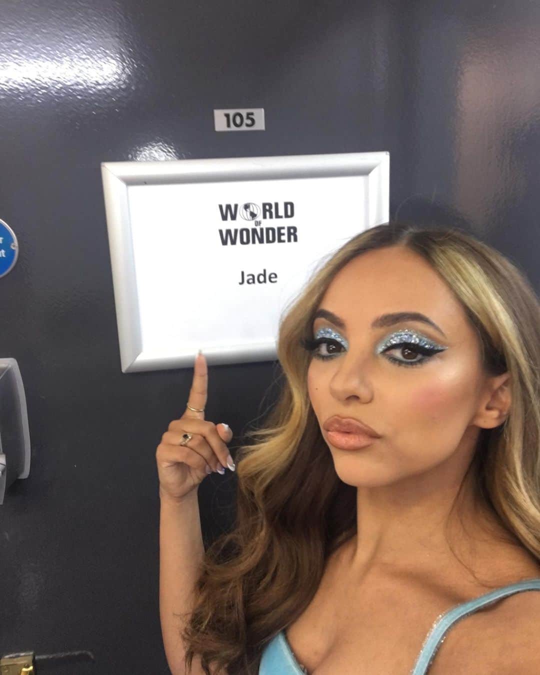 BBC Radioさんのインスタグラム写真 - (BBC RadioInstagram)「This is EVERYTHING! 💞  @bbcthree have just confirmed that @jadethirlwall will be a judge on RuPaul’s #DragRaceUK, on BBC iPlayer very soon! 💅💜」7月3日 18時40分 - bbcradio1