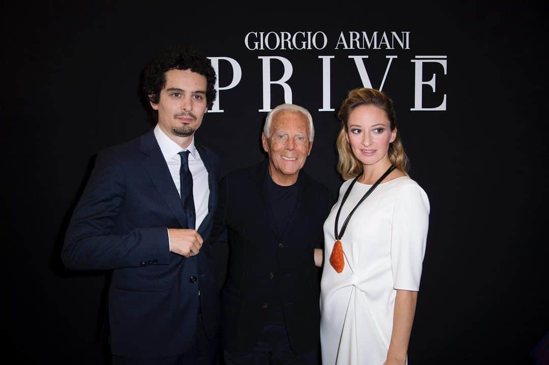 Armani Officialさんのインスタグラム写真 - (Armani OfficialInstagram)「Mr Armani with some of his special guests at the #GiorgioArmaniPrivé FW 2019-2020 show held at the Petit Palais in Paris #pfw  @kitty.spencer @nicolekidman @keithurban @nikkireed @iansomerhalder @sarasampaio @aliceoliviadellalxiii @malloryedens @rexdanger #DamienChazelle #OliviaHamilton #ClaudiaCardinale #NoraArnezeder」7月4日 5時12分 - emporioarmani