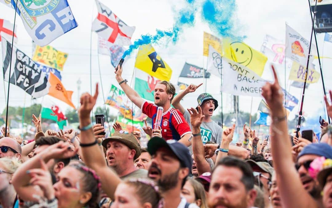 Kerrang!さんのインスタグラム写真 - (Kerrang!Instagram)「Glastonbury 2019. Check out our galleries on Kerrang.com. . . . 📸: @jennfive  #glastonbury #glastonburyfestival #bmth #bringmethehorizon #scarlxrd #babymetal #idles」7月3日 21時01分 - kerrangmagazine_