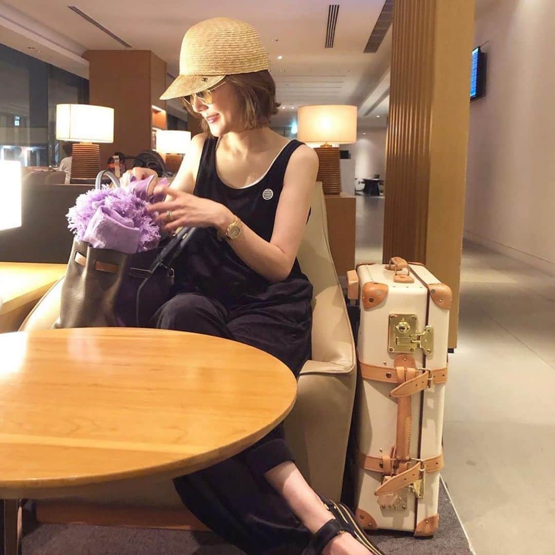 BORDERS at BALCONYのインスタグラム：「@kiyomimedeiros さん、ありがとうございます！ 「SUMMER VELOR JUMP-SUIT」、とても可愛いです‼︎」