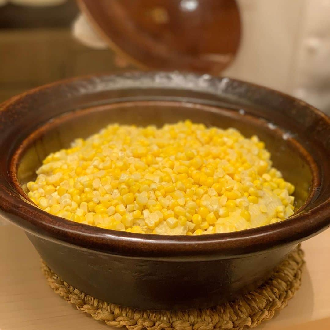 Masayasu Moritaさんのインスタグラム写真 - (Masayasu MoritaInstagram)「#とうもろこし #ご飯 #炊き込みご飯 #コーンライス #corn #rice #西麻布グルメ #tokyo #東京 #西麻布 #もりたま飯 #foodie #foodgasm #foodphotography #foodstagram #美食 #delicious #tasty #instafood #グルメ #food #yummy #foodporn #デリスタグラマー #グルメな人と繋がりたい #和食好きな人と繋がりたい」7月3日 21時26分 - masayasumorita