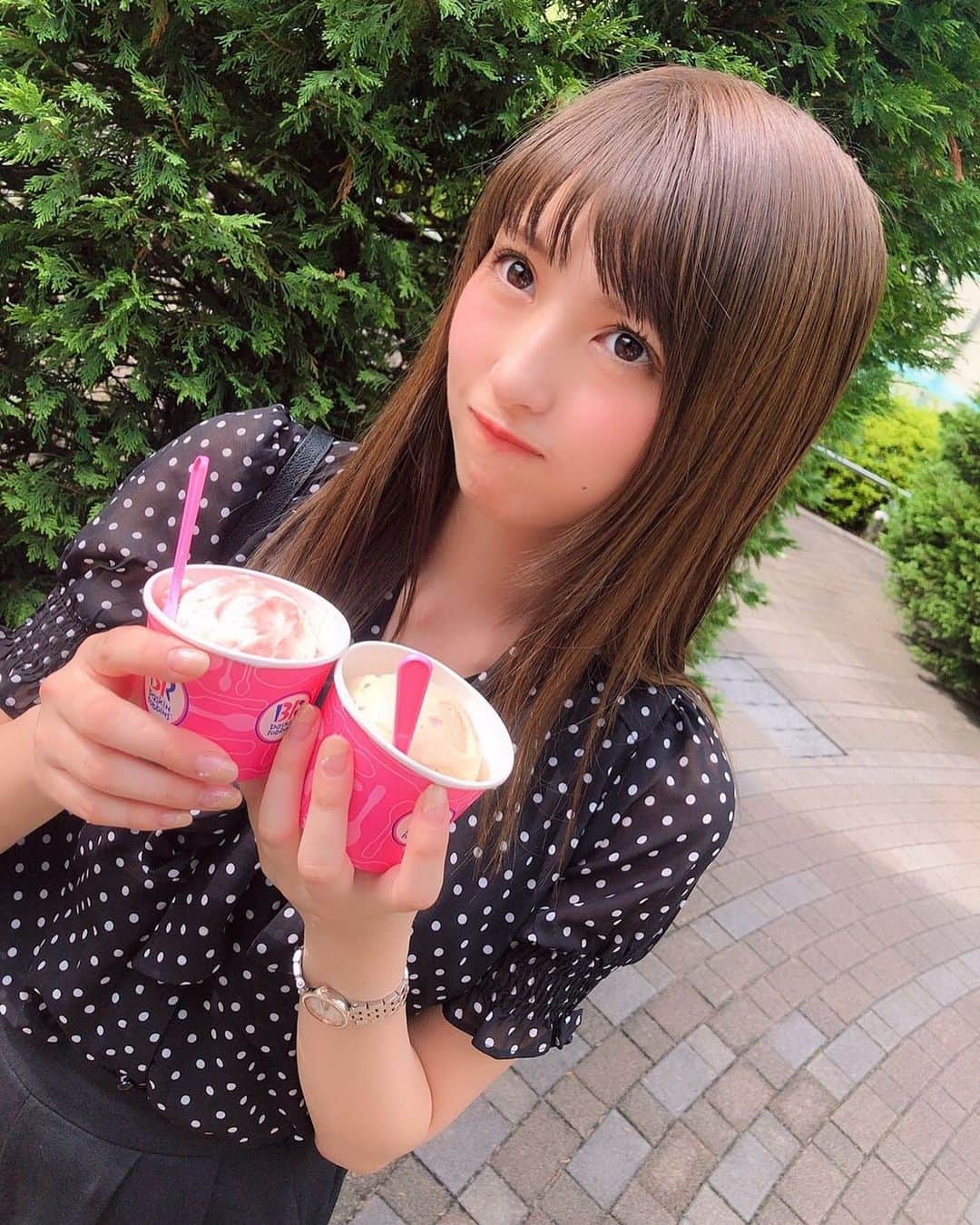 華山志歩さんのインスタグラム写真 - (華山志歩Instagram)「ソフトクリームの日にアイス投稿🍦」7月3日 21時25分 - shiho_hanayama_official
