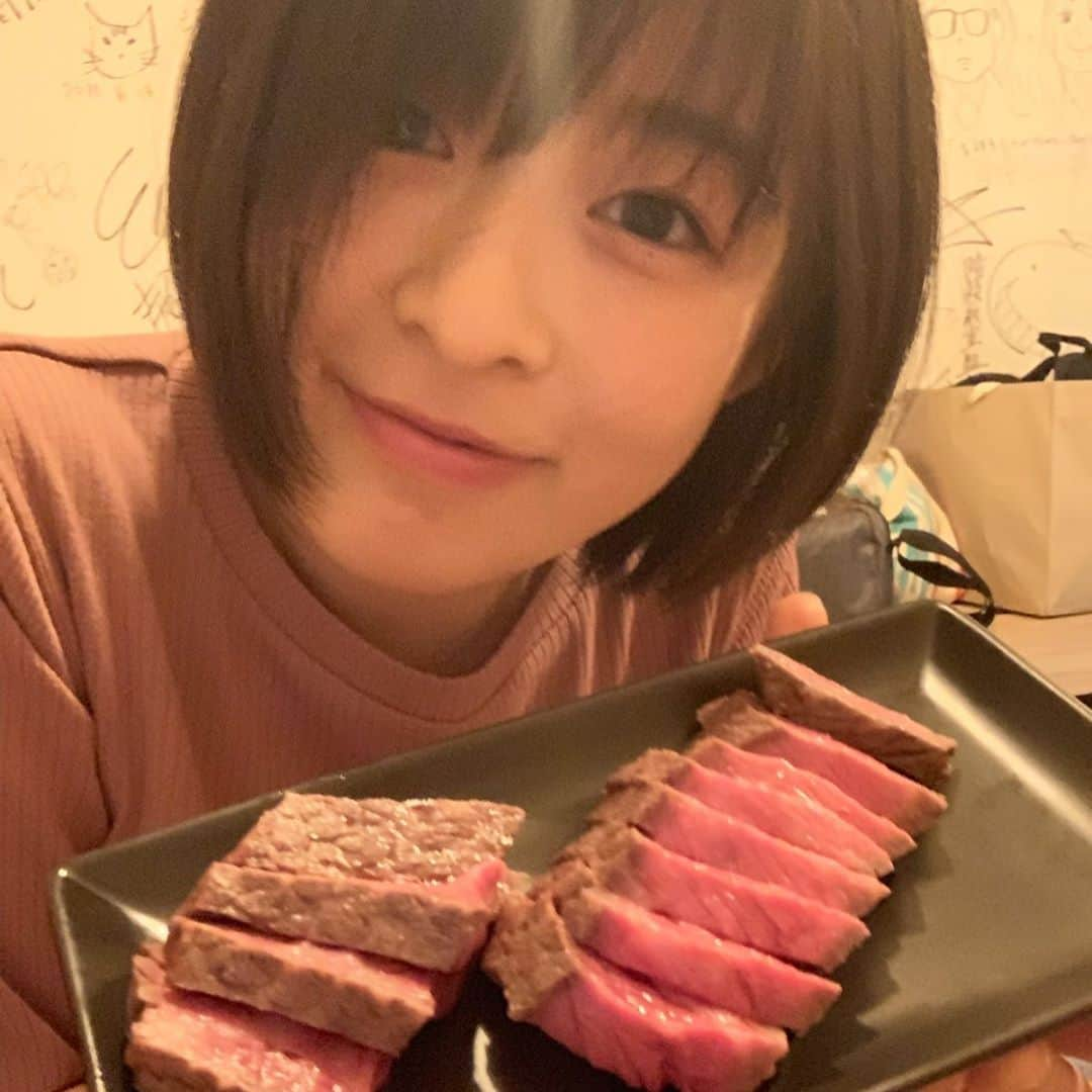 森七菜さんのインスタグラム写真 - (森七菜Instagram)「やっぱりお肉好き❤️ #念願の！！#ご褒美お肉 #もりなな #森七菜」7月3日 22時12分 - morinana_official