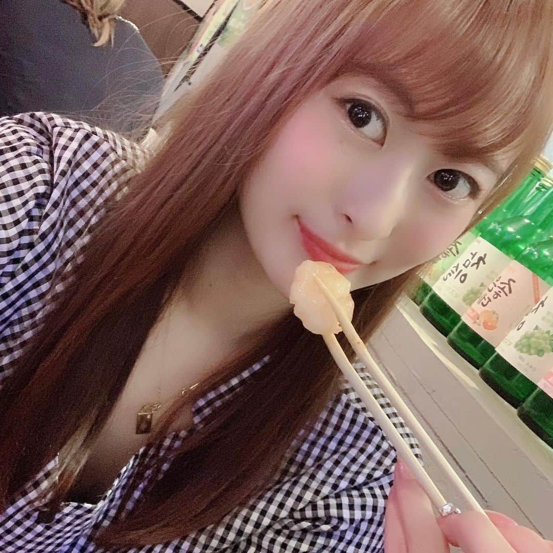 三浦亜莉沙さんのインスタグラム写真 - (三浦亜莉沙Instagram)「.﻿ #エビチーズフォンデュ 🦐🧀﻿ .﻿ .﻿ 美味しかったぁ(^ ^)！﻿ .﻿ #新大久保 #ホンデポチャ﻿」7月3日 22時17分 - arisa_0720