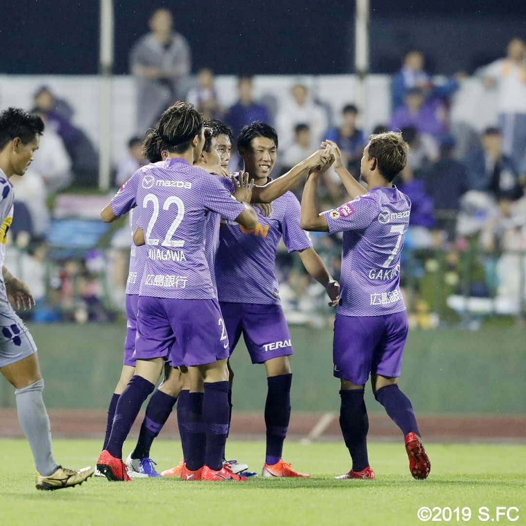 サンフレッチェ広島さんのインスタグラム写真 - (サンフレッチェ広島Instagram)「⚽天皇杯2回戦　試合結果⚽ サンフレッチェ広島　4-0　沖縄SV 前半：0-0 後半：4-0 【得点者】東俊希、松本大弥、パトリック（2）  悪天候の中、平日ナイトゲームにもかかわらず、 熱いご声援をありがとうございました！  #東俊希選手 #松本大弥選手 #青山敏弘選手 #清水航平選手 #廣永遼太郎選手 #井林章選手 #皆川佑介選手 #渡大生選手 #松本泰志選手 #パトリック選手 #sanfrecce #ICHIGAN」7月3日 22時20分 - sanfrecce.official