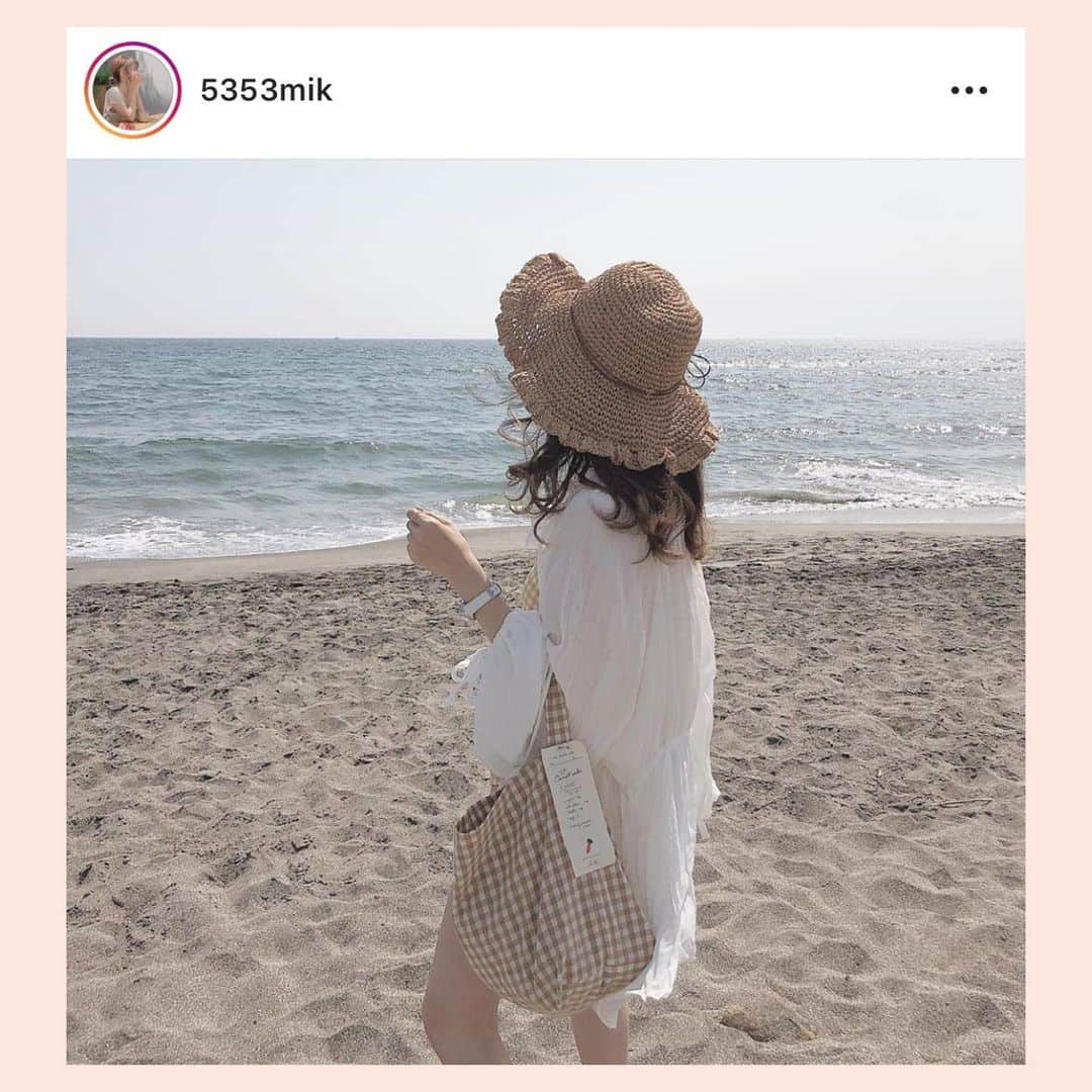 bis_web bis [ビス] さんのインスタグラム写真 - (bis_web bis [ビス] Instagram)「🍒﻿ ﻿ ﻿ ガーリーなコーディネートには﻿ ギンガムチェックを取り入れよう🖤 ﻿ ﻿ ギンガムチェックにはいろんなカラーが…！﻿ ﻿ 大人っぽさのあるガーリーにはブラックを。﻿ よりガーリーに、ポップにするならレッドを。﻿ ﻿ イエローやベージュのギンガムチェックは﻿ 柔らかい印象に…🌷﻿ ﻿ ﻿ 自分に合ったスタイルで﻿ ギンガムチェックのカラーを選んでみて！﻿ ぴったりのお洋服が見つかるはず🖤﻿ ﻿ ﻿ ﻿ #fashion #コーディネート #epine #ギンガムチェック #rili_tokyo #ワンピース #黒 #チェック #ギンガムチェックワンピース #ワンピース #ブラウス #ギンガムチェックブラウス #スクエアネック #ベージュ #red #black #yellow #ガーリー #大人ガーリー #コーデ #きょコ #ootd #bis_web」7月3日 22時20分 - bis_web