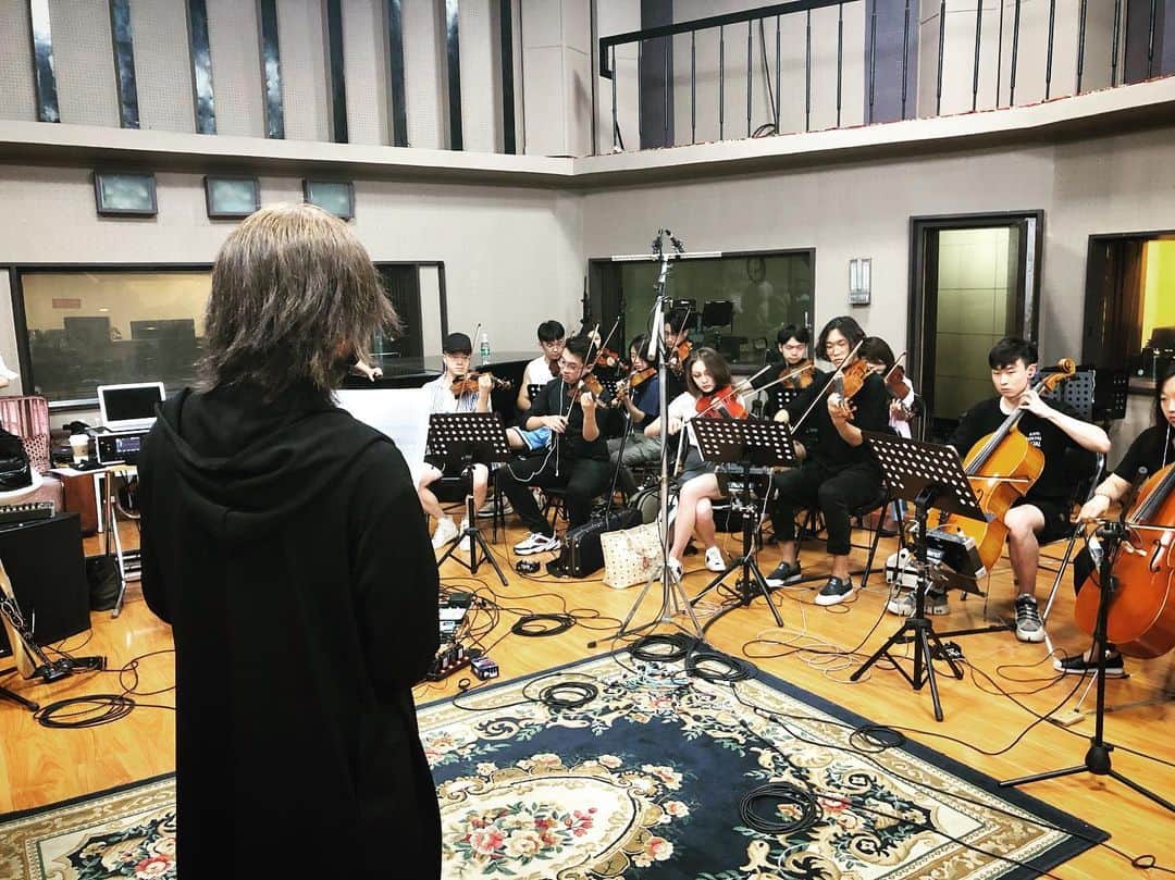 SUGIZOさんのインスタグラム写真 - (SUGIZOInstagram)「with VOGUE5 @ 北京.」7月3日 22時26分 - sugizo_official
