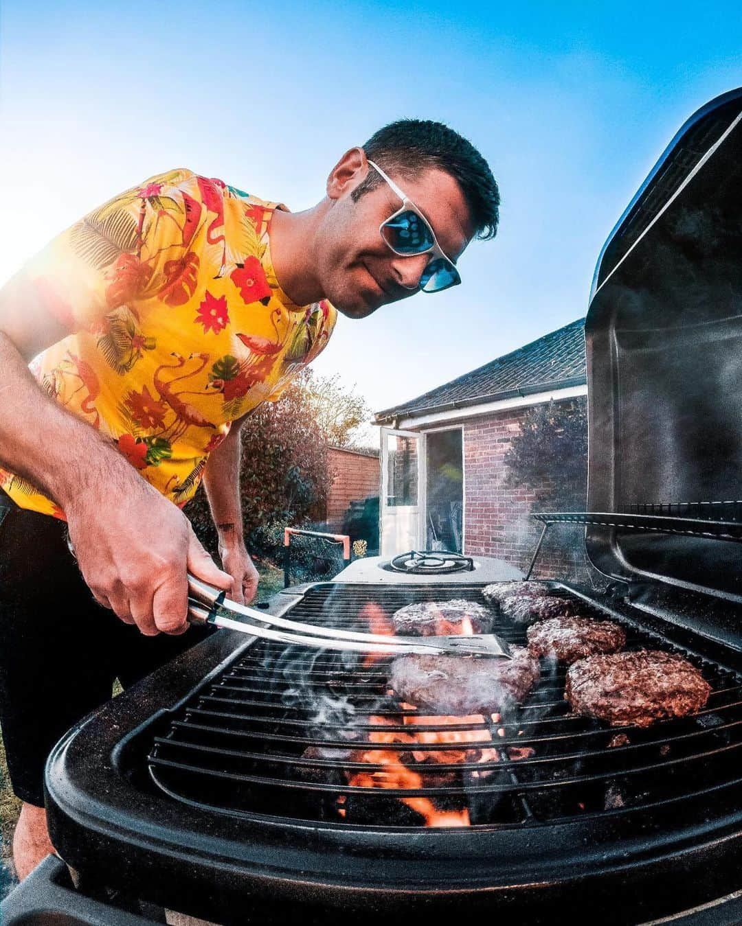 goproさんのインスタグラム写真 - (goproInstagram)「Photo of the Day: BBQ ready? @whatalexdid is. • • • #GoProHERO7 #GoPro #4thOfJuly #BBQ #OutdoorFun #GrillMaster #VacationMode」7月3日 23時20分 - gopro