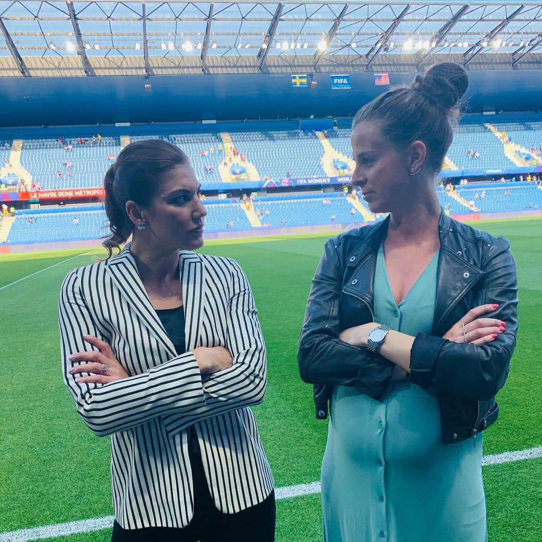 ホープ・ソロさんのインスタグラム写真 - (ホープ・ソロInstagram)「Rivalries never die. Who ya got today?! 🇳🇱 🇸🇪」7月4日 0時37分 - hopesolo