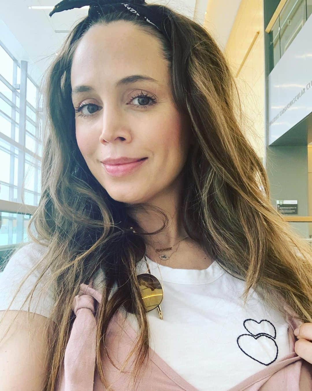 エリザ・ドゥシュクさんのインスタグラム写真 - (エリザ・ドゥシュクInstagram)「💞 3 wks +/- 👶🏻」7月4日 0時55分 - elizadushku