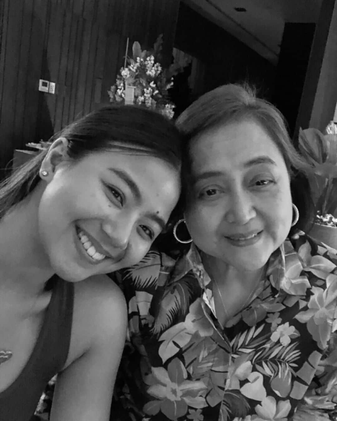 Miles Ocampoさんのインスタグラム写真 - (Miles OcampoInstagram)「I appreciate you and I love you. Happy happy birthday, my dearest mama Millette. ❤️」7月4日 1時00分 - milesocampo