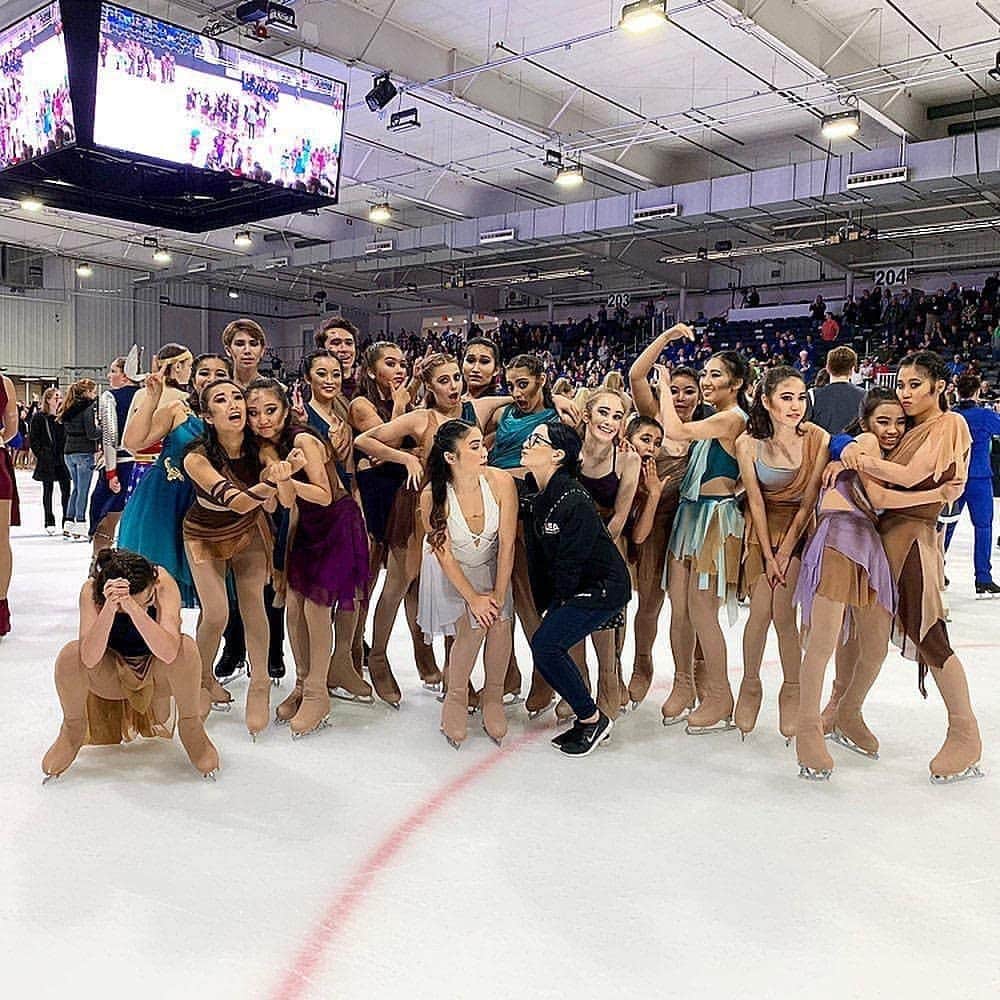 ベアトリサ・リャンのインスタグラム：「Still on a high from #NationalTOI19... What an incredible week with an incredible team! They laid their souls out on the ice, and no matter what the judges gave them, I could not have asked for anything more. I have never seen or felt such raw emotion come from any team.  @lait_juniorteam, you have truly inspired me this year. I'm so grateful that I had the chance to be in that moment with you. Every single one of you showed what a team is about--passion, friendship, and dedication.I hope the fire you feel inside now burns bright and long. 💜🖤 @lait_seniorteam, thank you for allowing me to tag along for the end of this crazy ride of a season! I feel blessed to have been able to share the ice with each of you. You have shown me what skating is in its truest form--art. 💜🖤 Thank you @createdbydanelle, #jennybrenson, @tiff_aj, and every @laicetheater parent for trusting me with these skaters. You are always so supportive of my visions and help to elevate them to more than I thought they could be. 💜🖤 Ugh.. Ok, I'll stop gushing now.」
