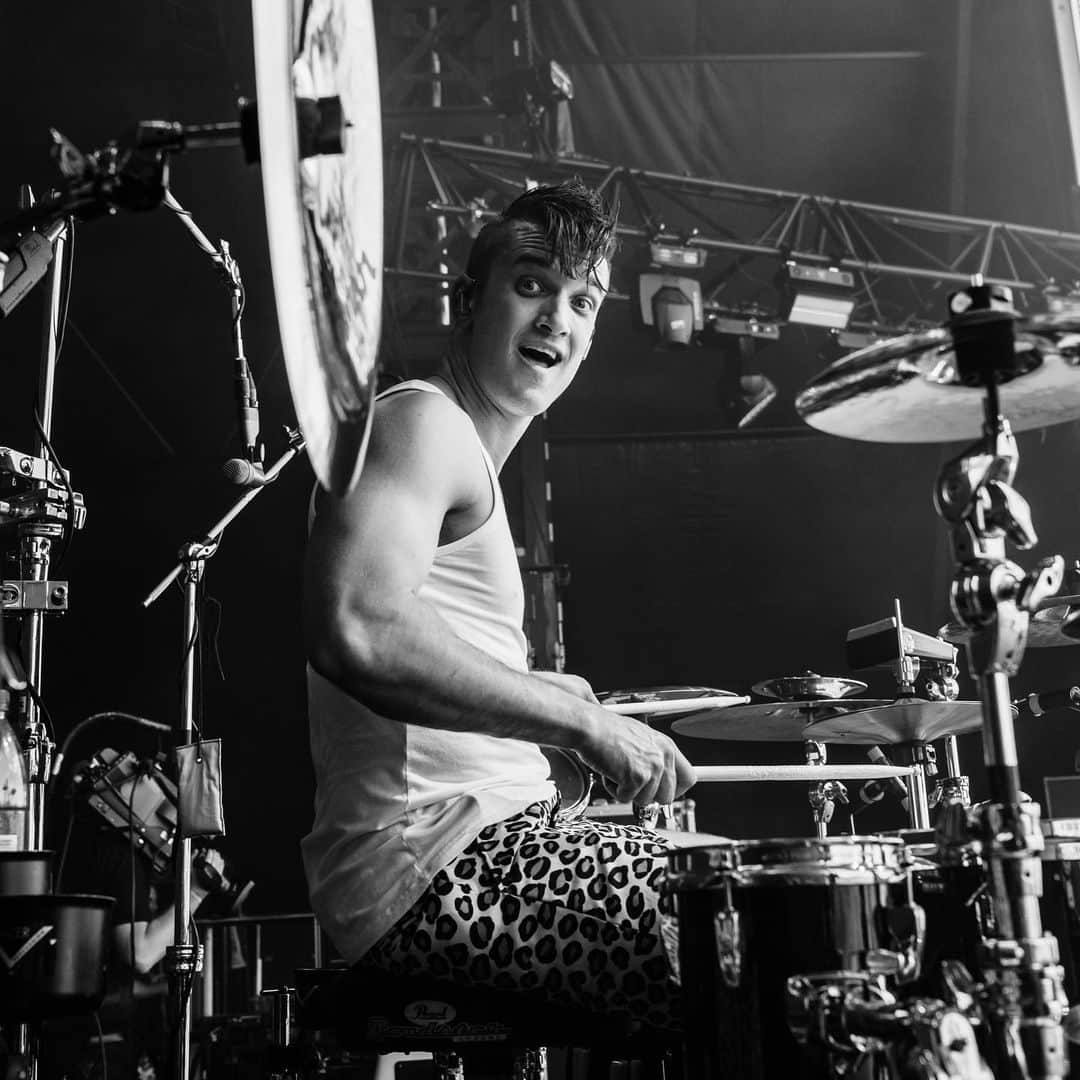 ジー・ヘイルさんのインスタグラム写真 - (ジー・ヘイルInstagram)「Lollapalooza Stockholm @lollapaloozase  photos by @judyhwon. ********************************** “Hello, we are Halestorm, we are loud, bat shit crazy, and we actually sing and play our instruments, no tracks, no click, no tricks!” What an amazing fesitival spot, where not only were we repping ourselves but we had the honor of being ambassadors of the Hard Rock genre! It was so amazing welcome these kids into the arms of rock n roll and to watch all these girls and boys in @billieeilish and @travisscott shirts, raising their horns and rocking the fuck out during our set! Thank you @lollapaloozase for having us!」7月4日 3時49分 - officiallzzyhale