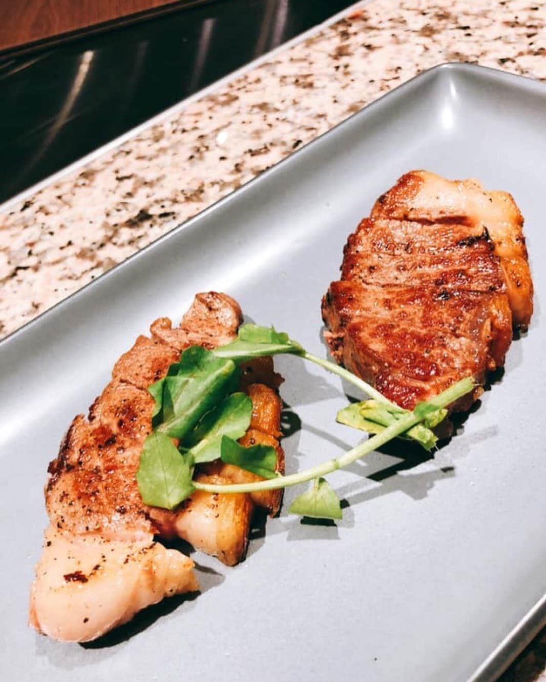 "TERIYAKI" テリヤキ編集部さんのインスタグラム写真 - ("TERIYAKI" テリヤキ編集部Instagram)「~TERIYAKI美食倶楽部開催店~⠀⠀ ⠀ TERIYAKI美食倶楽部では、ほぼ毎日素敵なオフ会を開催しています。⠀ ⠀ 東京に限らず、全国各地で様々な逸品を食べる至高のオンラインサロン。⠀ ⠀ 気になる方は @teriyaki_jp  のプロフィールからチェック。⠀ ⠀  ________________________________⠀⠀ ⠀ 🏠店舗名: TEPPAN羊SUNRISE⠀ ⠀⠀ ⠀ ⠀⠀ 🗾場所: 神楽坂,東京 🍽夜:¥10,000〜 ⠀ 📣テリヤキストのコメント: ⠀ しっぽりとジンギスカンの鉄板焼きを食べに神楽坂へ⠀ ________________________________⠀  テリヤキ編集部公式アカウントでは、本当に美味しいお店をご紹介しております。アプリの方もチェックお願い致します！😊 ・ 『 #テリヤキ掲載店』をつけて投稿いただいた中から素敵なお写真をご紹介いたします！ぜひ投稿してみてくださいね！⠀ ________________________________⠀ #テリヤキ掲載店#TEPPAN羊SUNRISE#神楽坂グルメ#神楽坂#鉄板焼き#肉#肉部#写真好きな人と繋がりたい #グルメ好きな人と繋がりたい #美味しいもの好きな人と繋がりたい #いいね返し#ファインダー越しの世界 #美味しいお店#food#foodstagram #foodporn #delicious#グルメ部 #グルメ好きな人と繋がりたい #たべすたぐらむ #グルメ巡り」7月4日 14時56分 - teriyaki_jp