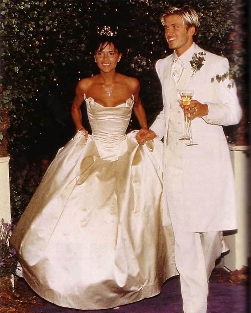 Vogue Australiaさんのインスタグラム写真 - (Vogue AustraliaInstagram)「20 years ago today, Posh Spice Victoria Adams and soccer star David Beckham exchanged wedding vows atop golden thrones in Ireland’s Luttrellstown Castle. The power couple’s penchant for matching ensembles has endured throughout their two-decade marriage. Tap the link in the bio for a look at the Beckhams’ best fashion looks over the years and tag the Becks to your Posh below. 📸 Getty Images」7月4日 15時02分 - vogueaustralia