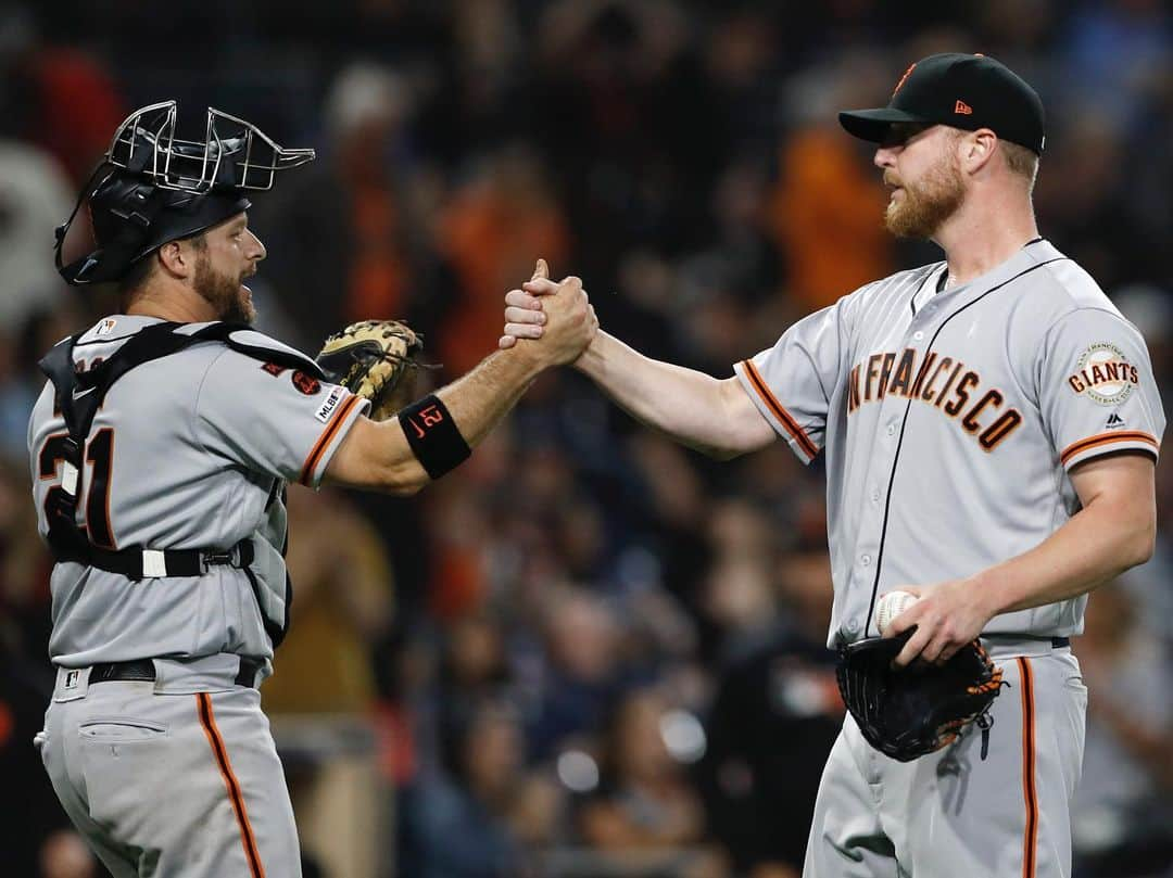 サンフランシスコ・ジャイアンツさんのインスタグラム写真 - (サンフランシスコ・ジャイアンツInstagram)「How sweep it is 🧹 #SFGiants」7月4日 13時37分 - sfgiants