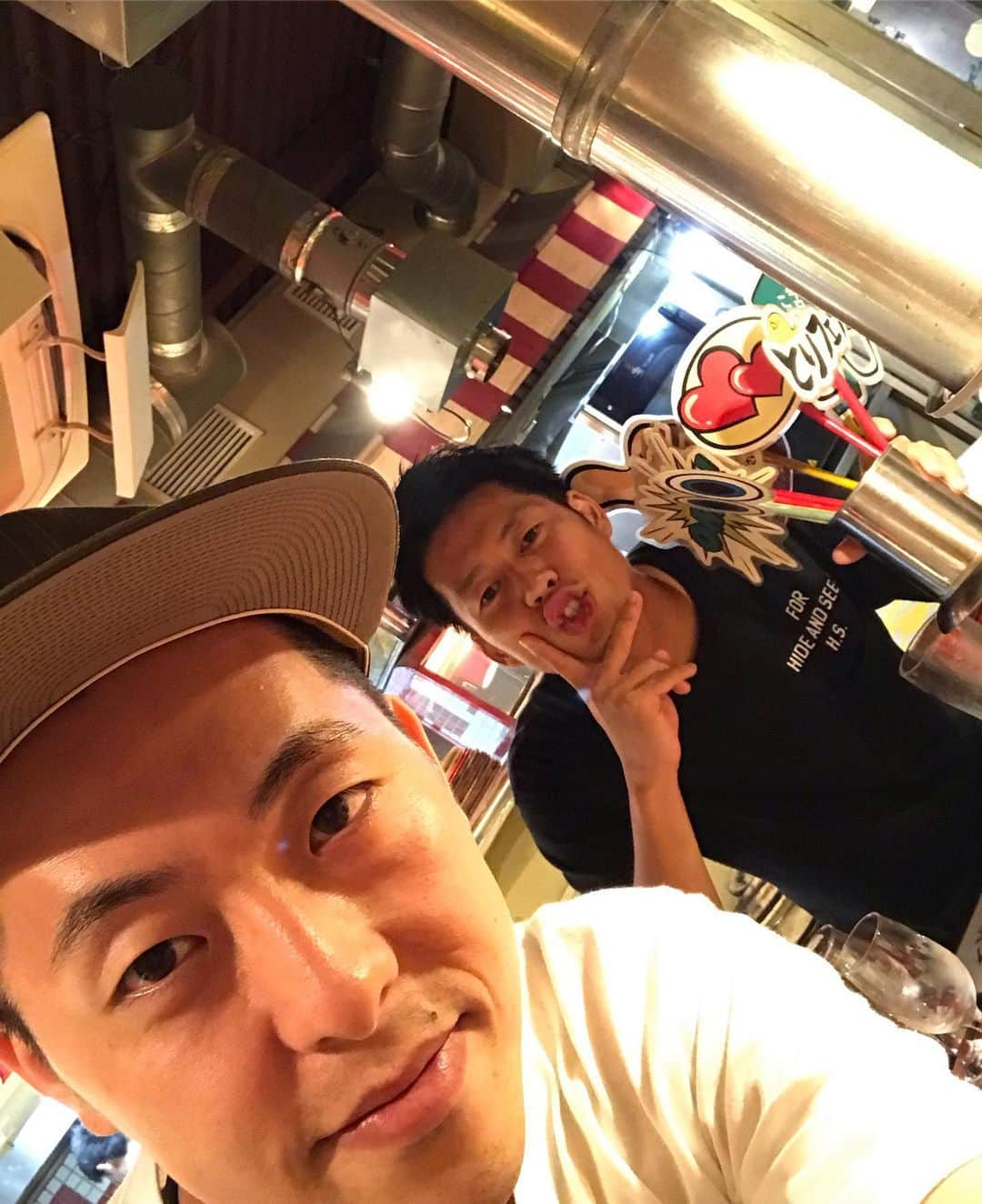 ゆうへいさんのインスタグラム写真 - (ゆうへいInstagram)「昨日はパーティーパのきむきと呑んだ。いつ呑んでもパーティーパーティーパーティーのきむきむきむと呑むのは楽しい。また近いうちにパのきとは呑む事だろう。  #パのき」7月4日 14時51分 - tachianija