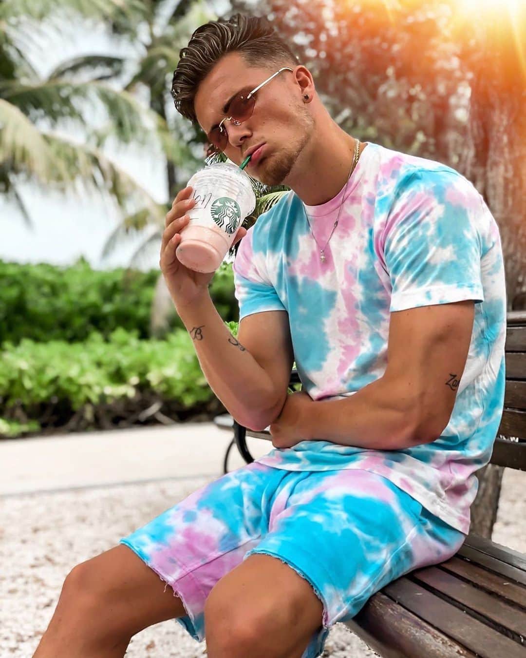 STYLE4GUYSのインスタグラム：「@FashionNovaMEN has us in the mood for summer 🌞 Shop your summer look with @FashionNovaMEN 😎」