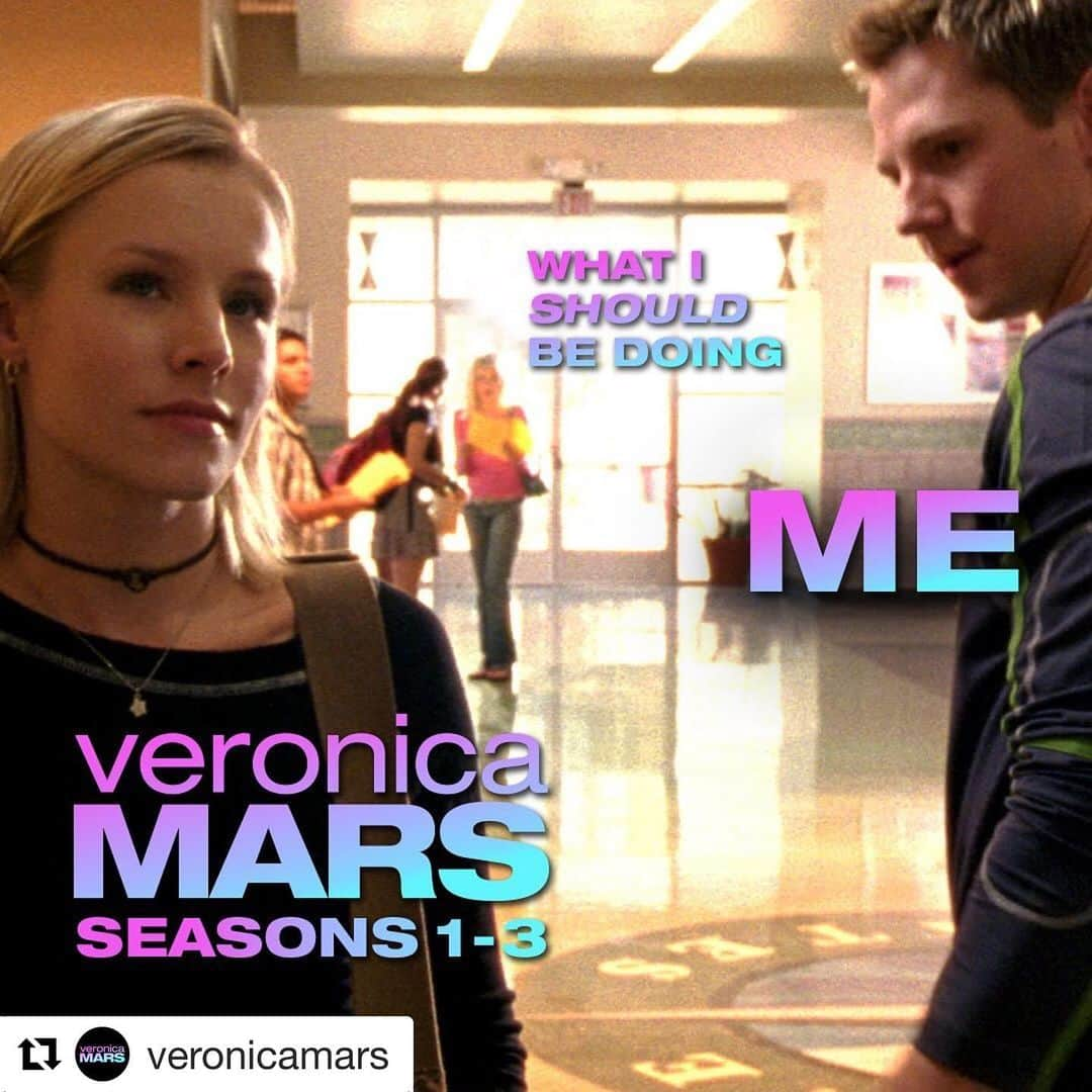 クリスティン・ベルさんのインスタグラム写真 - (クリスティン・ベルInstagram)「💥💥💥 #Repost @veronicamars with @get_repost ・・・ Priorities.」7月4日 6時23分 - kristenanniebell