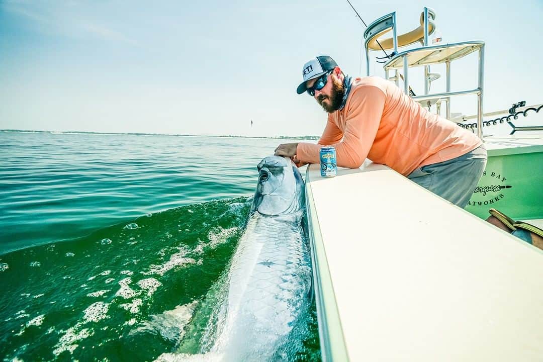のインスタグラム：「Chasing silver with the ultimate chaser - @sweetwaterbrew Costa #KickPlastic Pilsner. Learn more at the link in our bio. #SeeWhatsOutThere @apalachinshore」