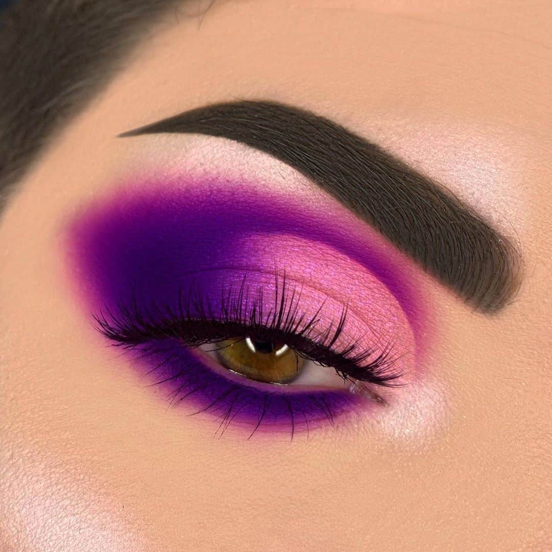 NYX Cosmeticsさんのインスタグラム写真 - (NYX CosmeticsInstagram)「@glambyjason creates this dreamy #EOTD with our Ultimate Shadow Palette in 'Brights' 💜 He then completes the look by blending his falsies & coating his lower lashes with our new On The Rise Volume Liftscara ⚡ || #nyxcosmetics #nyxprofessionalmakeup #crueltyfreebeauty」7月4日 7時27分 - nyxcosmetics