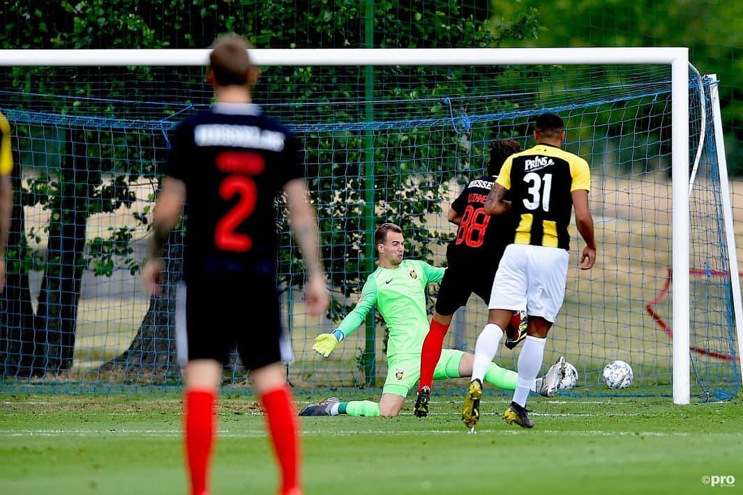 フィテッセさんのインスタグラム写真 - (フィテッセInstagram)「De eerste oefenwedstrijd van het seizoen ging nipt verloren...⠀⠀⠀⠀⠀⠀⠀⠀⠀ ⠀⠀⠀⠀⠀⠀⠀⠀⠀ ⠀⠀⠀⠀⠀⠀⠀⠀⠀ Het werd 4-3 voor FC Midtjylland ⚽️🇵🇱 ⠀⠀⠀⠀⠀⠀⠀⠀⠀ ⠀⠀⠀⠀⠀⠀⠀⠀⠀ ⠀⠀⠀⠀⠀⠀⠀⠀⠀ #Vitesse」7月4日 7時33分 - mijnvitesse