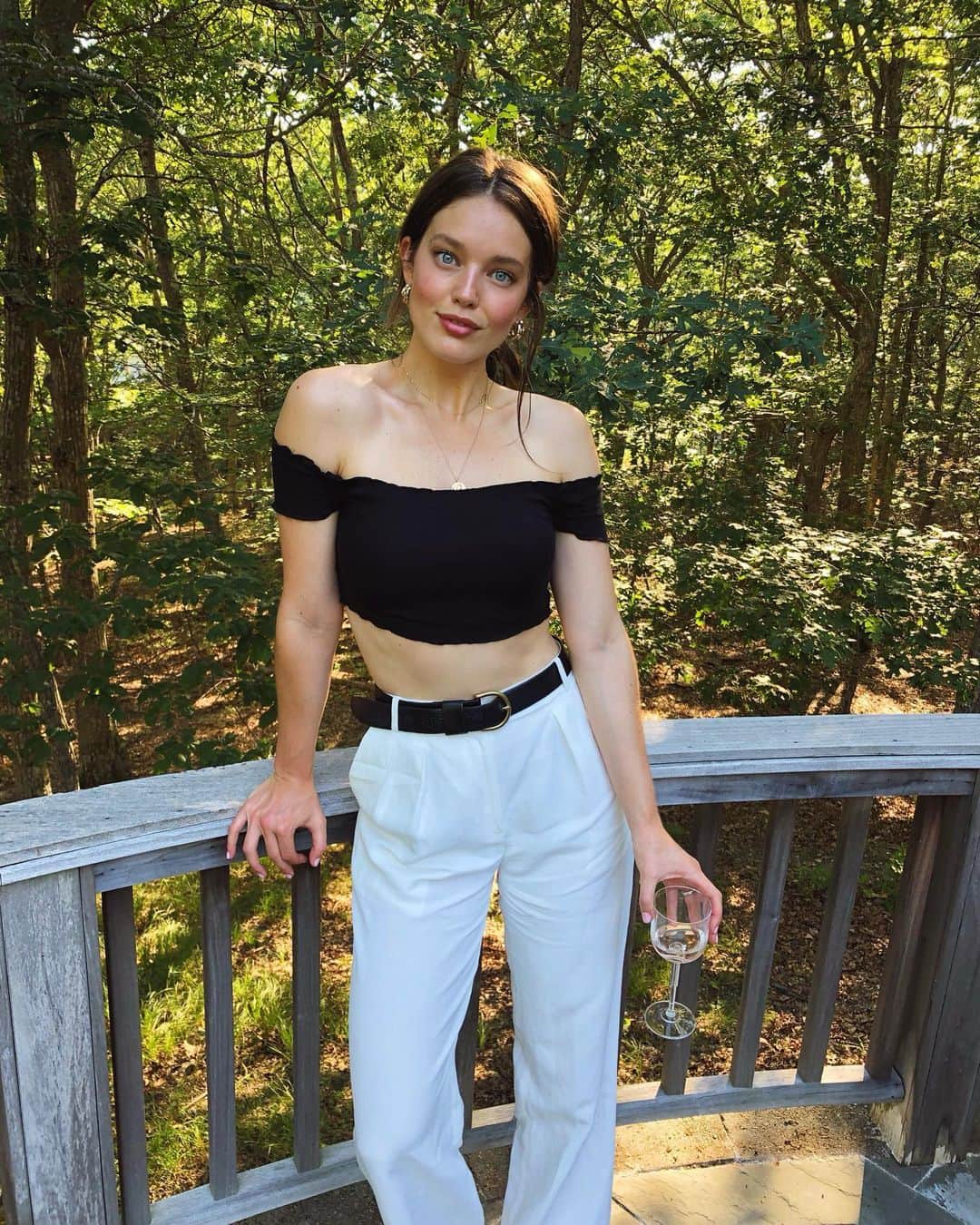 エミリー・DiDonatoのインスタグラム：「Holiday weekend means wine time starts early 🍷 🇺🇸」