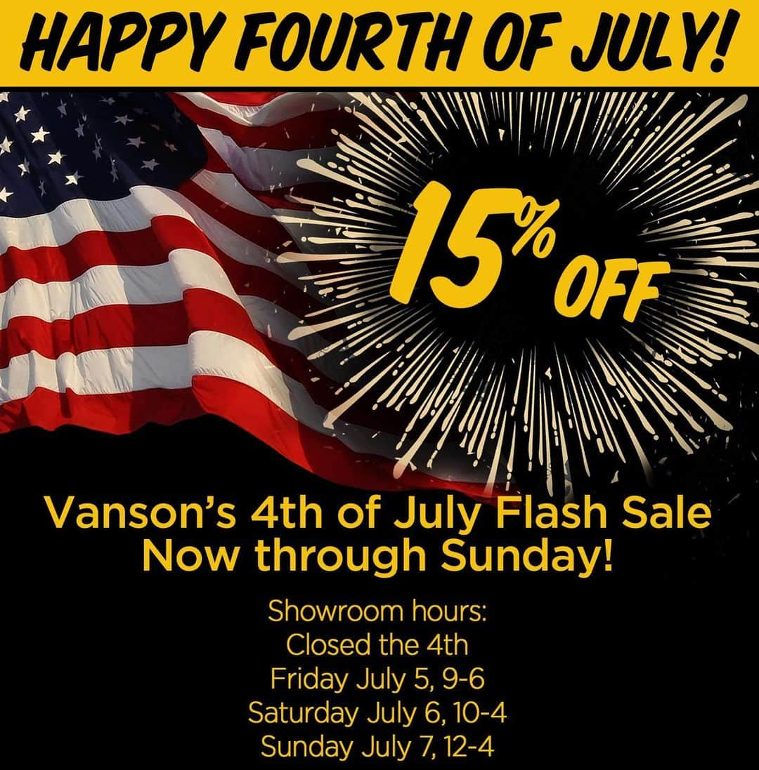 バンソンさんのインスタグラム写真 - (バンソンInstagram)「Happy #4thofjuly !! Take advantage of our sale! 15% off of standard items and up to 50% of Clearance items! Come for a visit this weekend or buy online at www.vansonleathers.com  #vansonleathers  #leatherproducts  #holidaysale」7月4日 7時57分 - vansonleathers