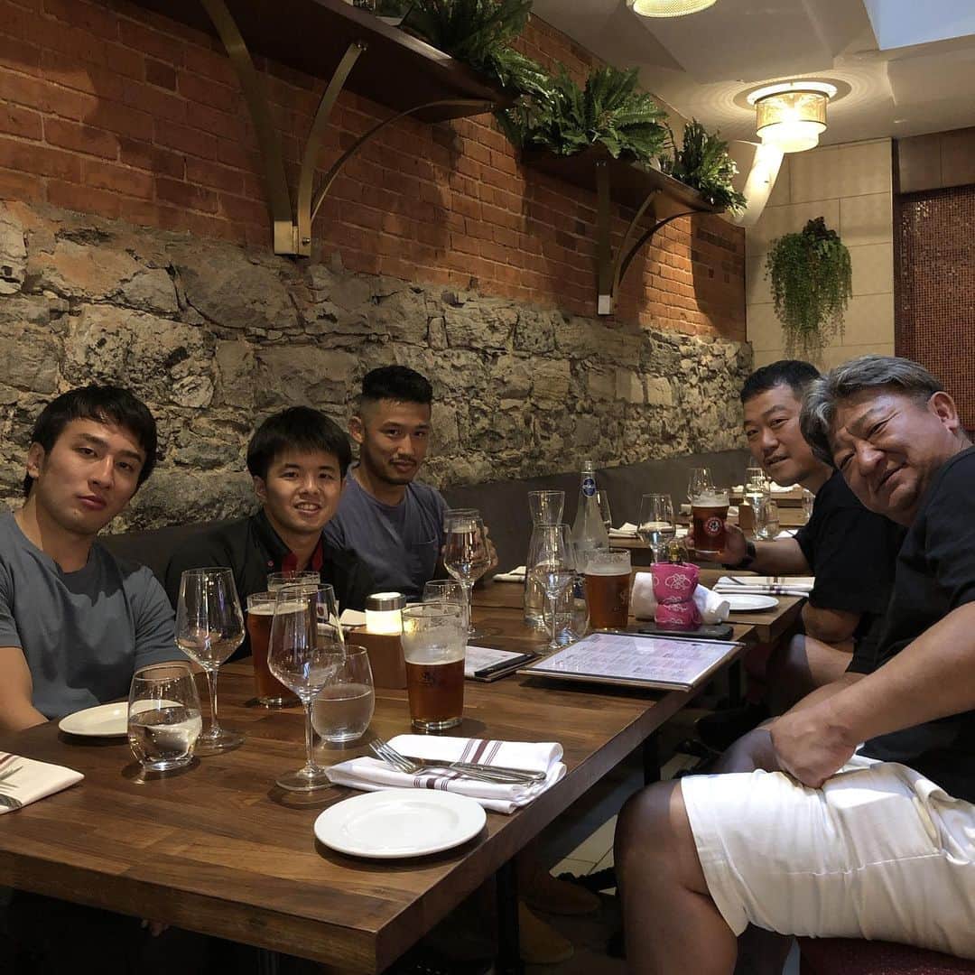 吉田秀彦のインスタグラム：「モントリオール！ 晩飯！」