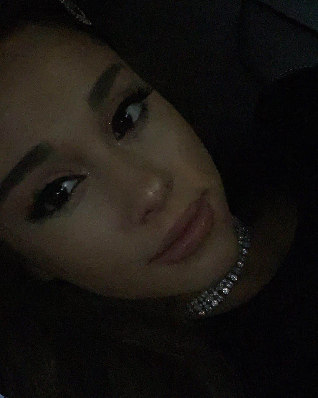 アリアナ・グランデさんのインスタグラム写真 - (アリアナ・グランデInstagram)「🖤」7月4日 9時35分 - arianagrande