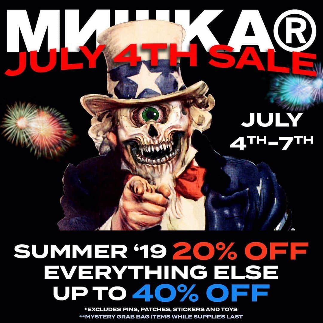 ミシカさんのインスタグラム写真 - (ミシカInstagram)「The 4th of July sale going on now! 20% off Summer 19’ the rest of the site up to 40% off Don’t forget about the #mystery items! They have been restocked & updated! Limited quantities! Sale runs to the 7th! #mishka #wearyourweird #4thofjulysale #streetwear #sale #betsyross #merica」7月4日 15時06分 - mishkagram