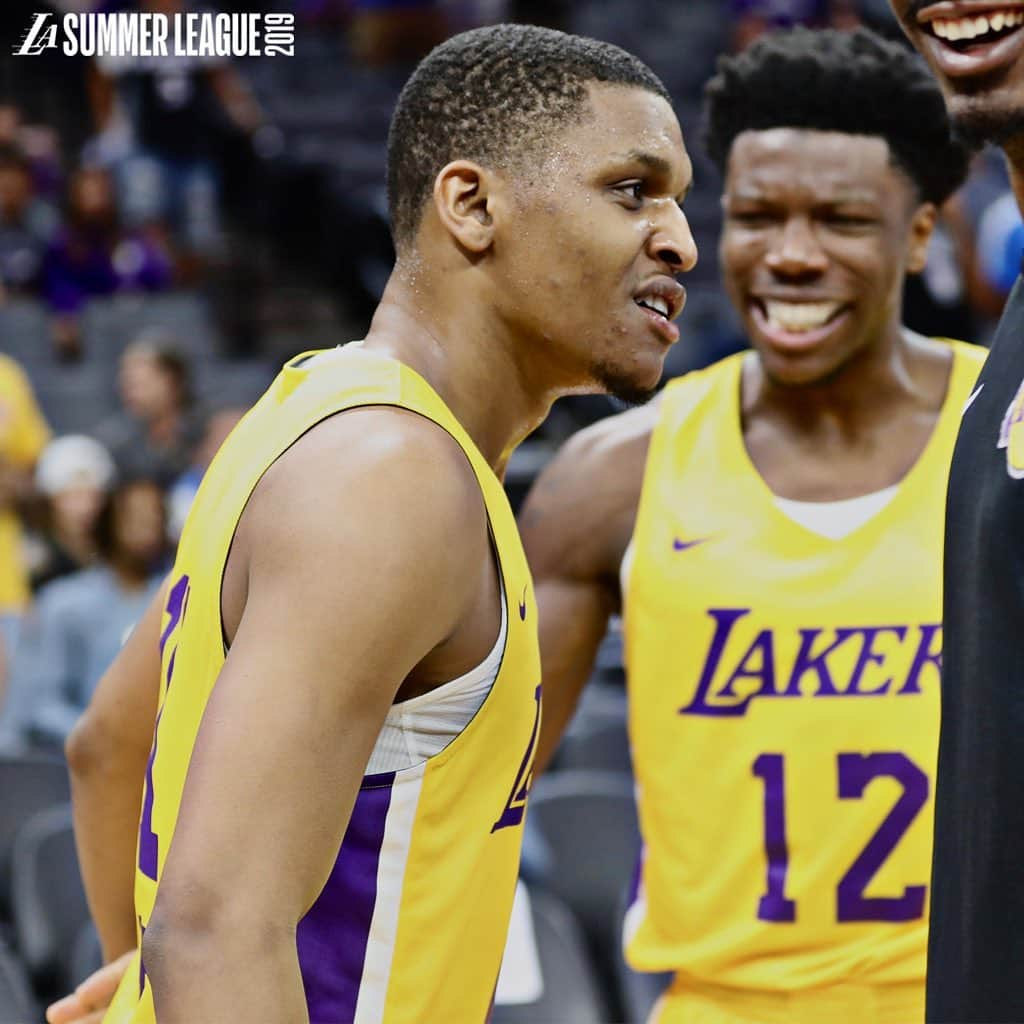 Los Angeles Lakersさんのインスタグラム写真 - (Los Angeles LakersInstagram)「The new kid’s got the clutch gene 🧬  @zack_zack22 with the #LakersSummer game-winner!」7月4日 9時45分 - lakers