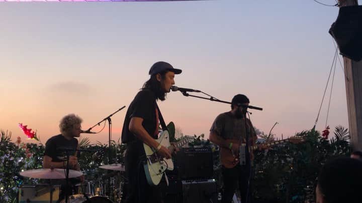 A Place to Bury Strangersのインスタグラム：「@frothband at @elsewherespace #sunsetrock」