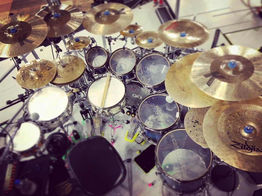 坂東慧さんのインスタグラム写真 - (坂東慧Instagram)「Rehearsal Days... #yamahadrums #zildjiancymbals #zildjiansticks #aspr #westone」7月4日 10時33分 - bandohsatoshi