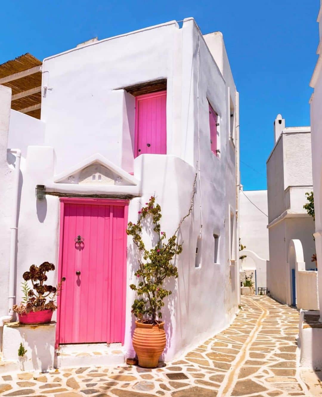 Wonderful Placesさんのインスタグラム写真 - (Wonderful PlacesInstagram)「Beautiful Paros island!!! Follow ✨@thegreek.islands✨ for their amazing feed!!! ✨@thegreek.islands✨ . Pics by ✨@christinatouloumtzidou✨ #wonderful_places for a feature 💖」7月4日 10時37分 - wonderful_places