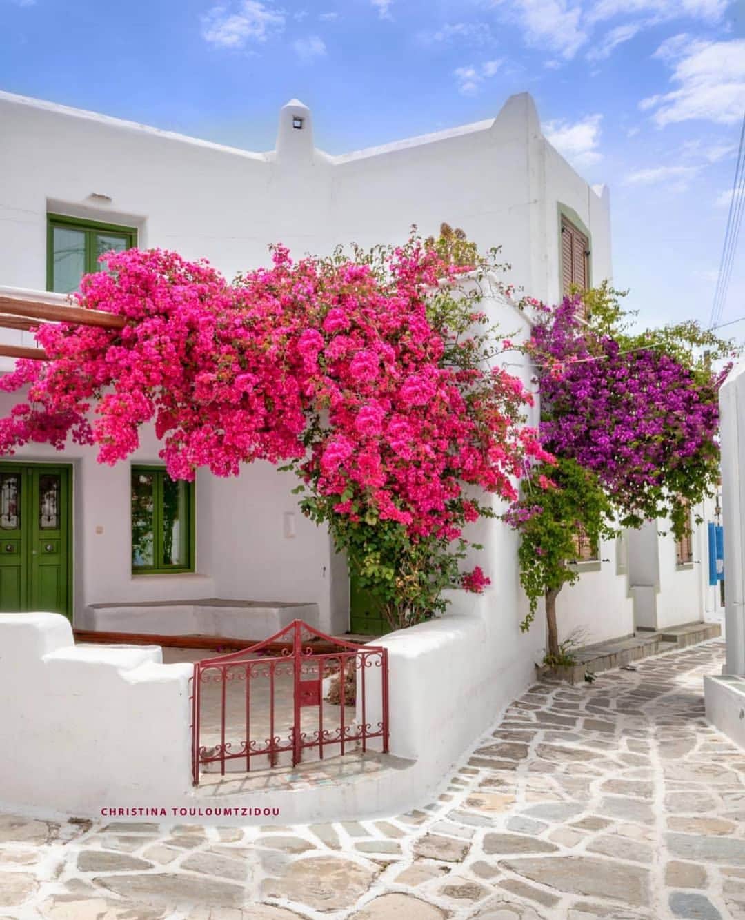 Wonderful Placesさんのインスタグラム写真 - (Wonderful PlacesInstagram)「Beautiful Paros island!!! Follow ✨@thegreek.islands✨ for their amazing feed!!! ✨@thegreek.islands✨ . Pics by ✨@christinatouloumtzidou✨ #wonderful_places for a feature 💖」7月4日 10時37分 - wonderful_places