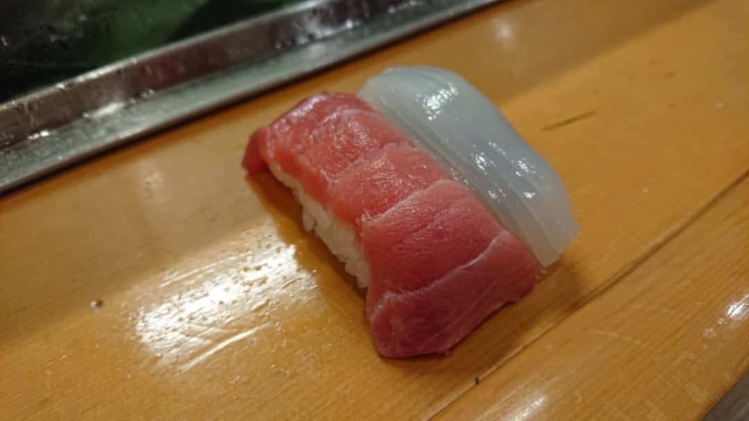 大沢文也さんのインスタグラム写真 - (大沢文也Instagram)「美味しかったぁ～！たまらんばい❤️ #寿司 #すし #スシ #sushi #🍣」7月4日 10時40分 - fumifumi_k1