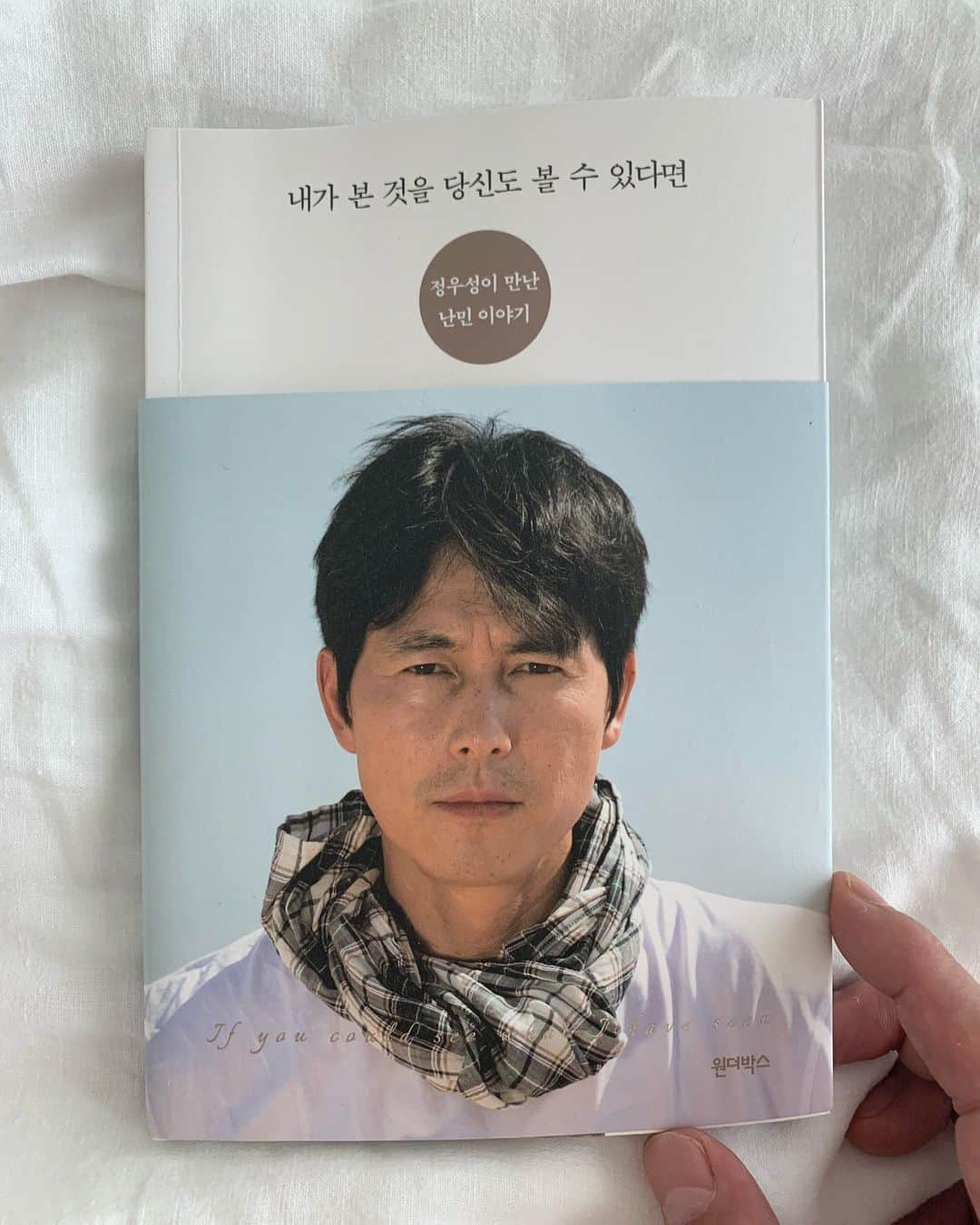 チョン・ウソンさんのインスタグラム写真 - (チョン・ウソンInstagram)「의견 good 감정충동 no. 그리고 보라고 강요하는 것 아님. #내가본것을당신도볼수있다면#유엔난민기구#원더박스」7月4日 11時21分 - tojws