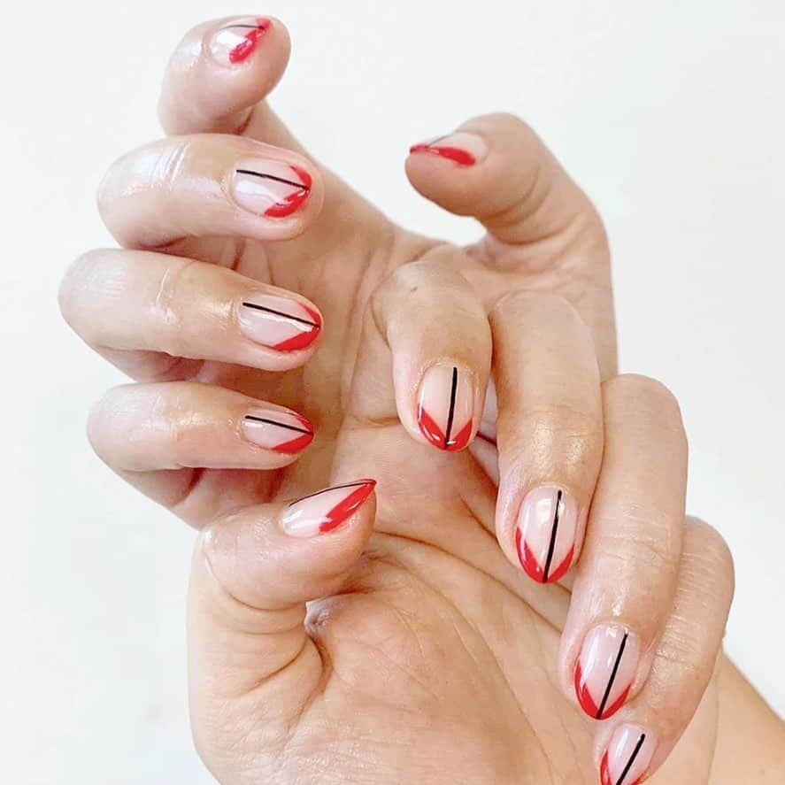 OPIさんのインスタグラム写真 - (OPIInstagram)「Can't get enough of these #negativespacenails by @glossnailspa 😍💅 who else loves these sharp, clean lines?! ⁠⠀ ⁠⠀ #OPI shades: #PutItInNeutral #BigAppleRed #BlackOnyx⁠⠀ ⁠⠀ #nailart #naildesign #linenailart #minimalnails #minimaldesign #nailpolish #notd」7月4日 12時32分 - opi